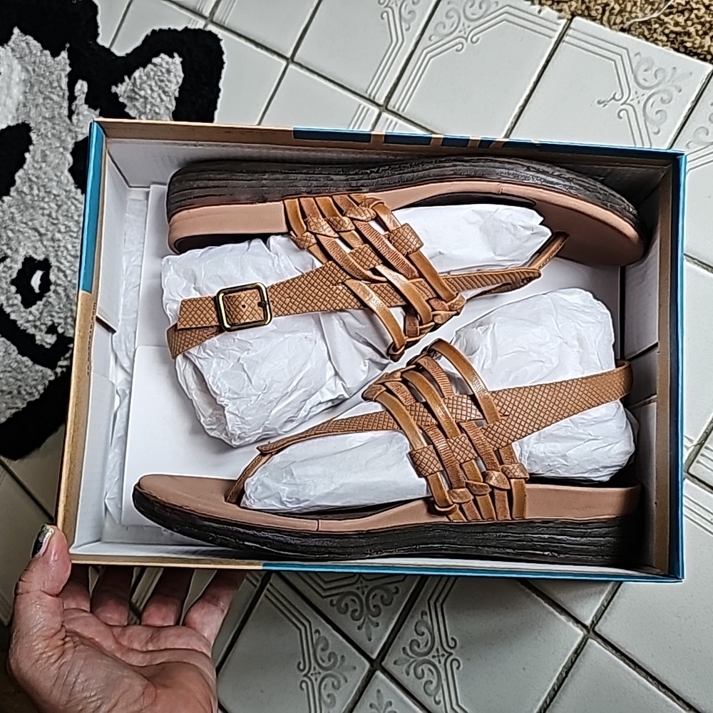 OTBT shoes